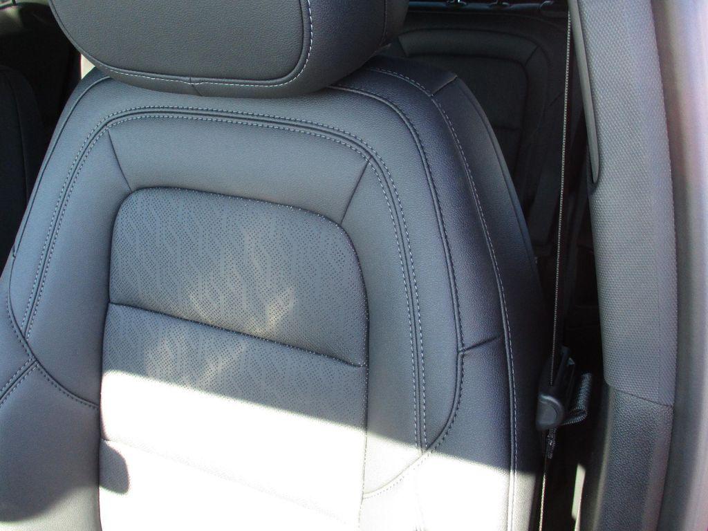 new 2026 Chevrolet Equinox car, priced at $32,999