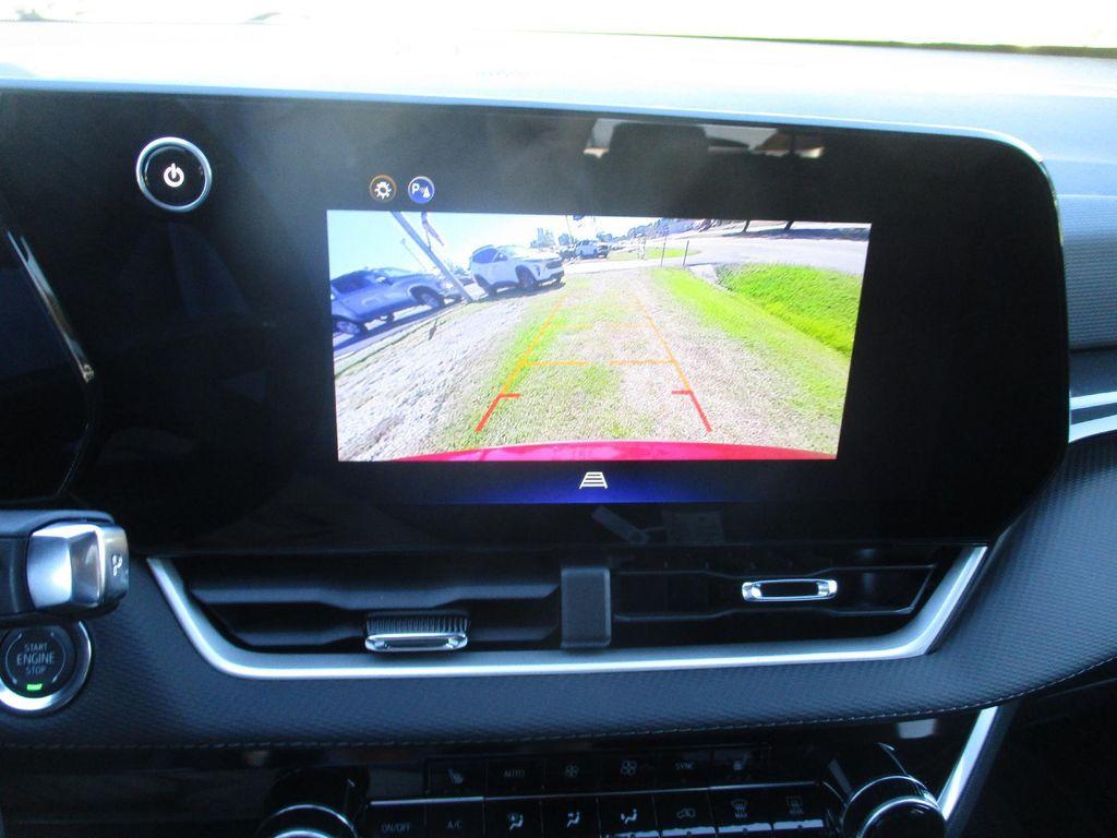 new 2026 Chevrolet Equinox car, priced at $32,999