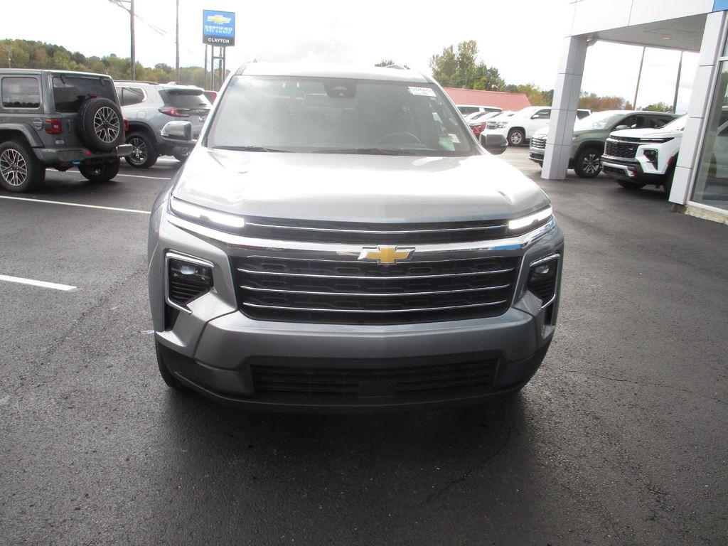 used 2025 Chevrolet Traverse car, priced at $36,699