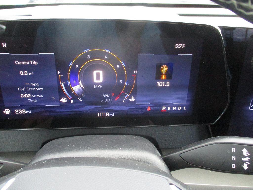 used 2025 Chevrolet Traverse car, priced at $36,699