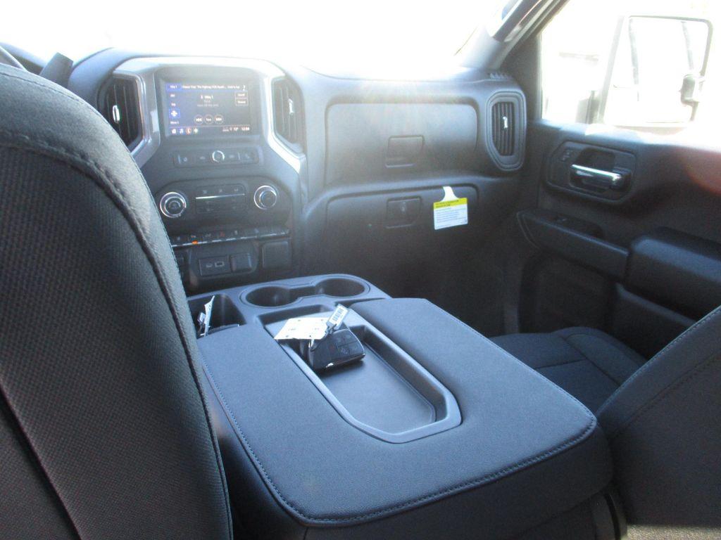 new 2026 Chevrolet Silverado 2500 car, priced at $50,999