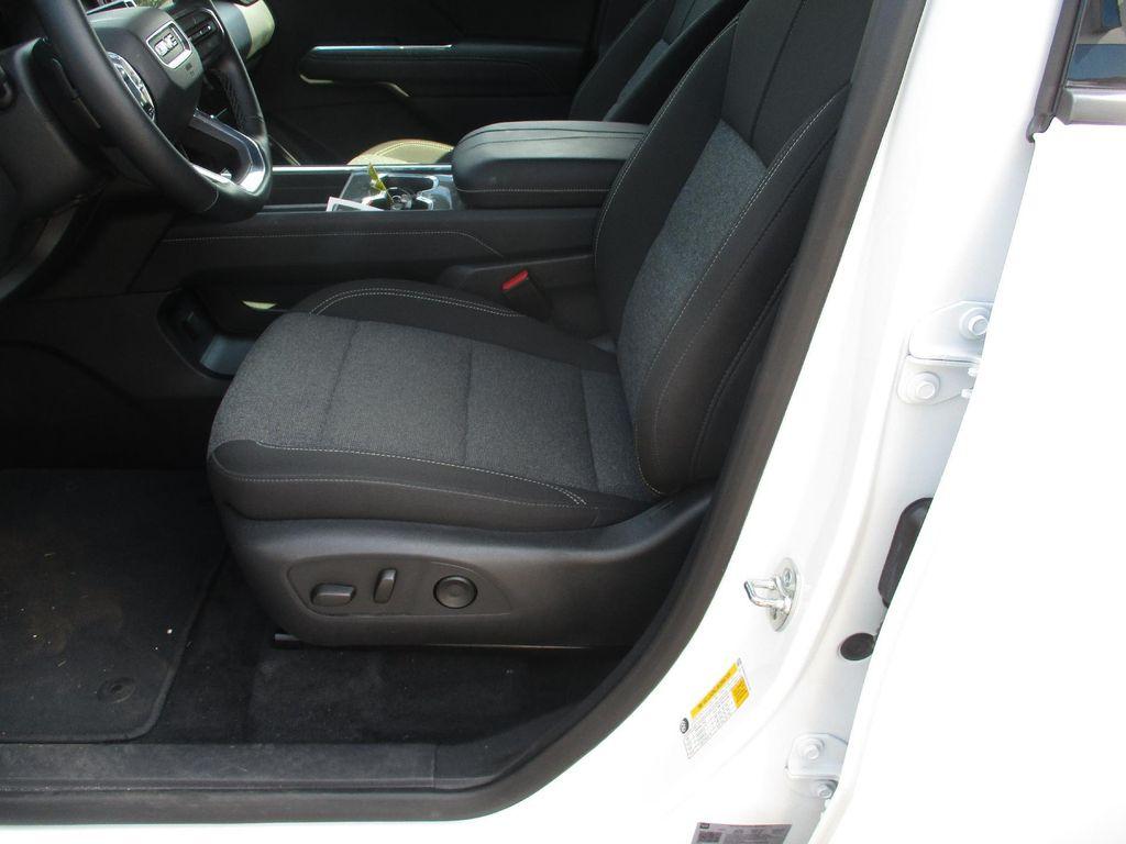used 2025 GMC Acadia car
