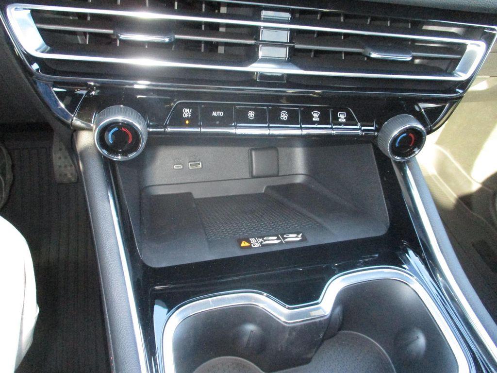 new 2026 Chevrolet Traverse car, priced at $55,199