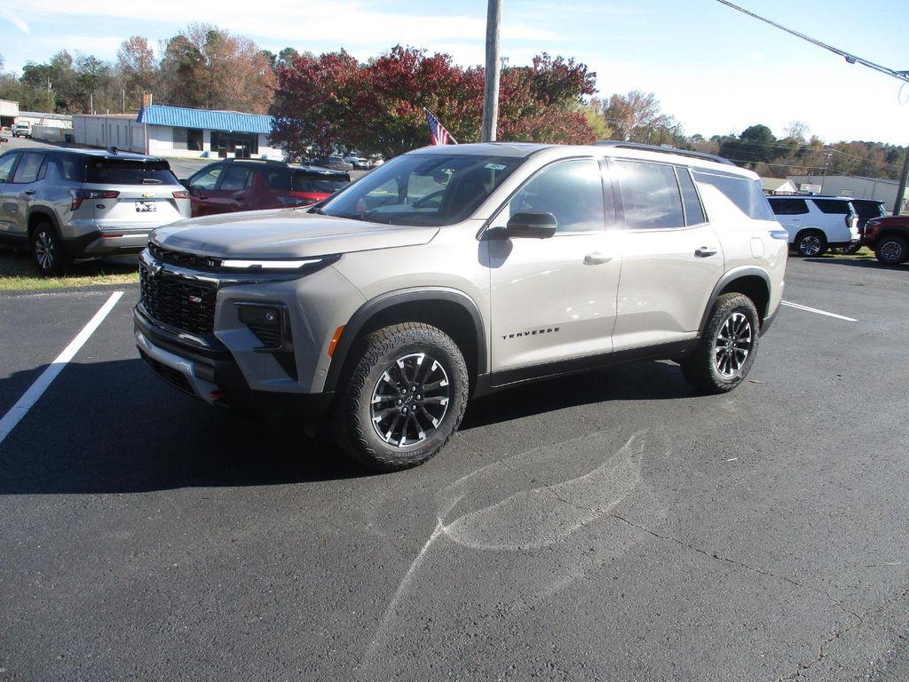new 2026 Chevrolet Traverse car, priced at $55,199