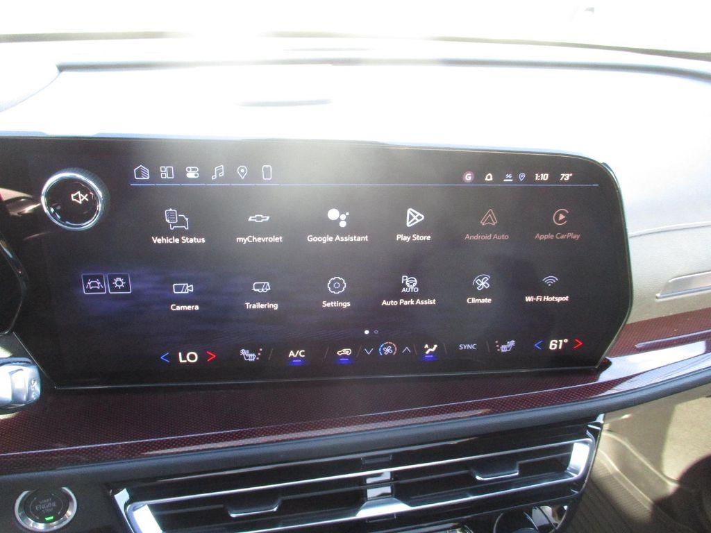 new 2026 Chevrolet Traverse car, priced at $55,199