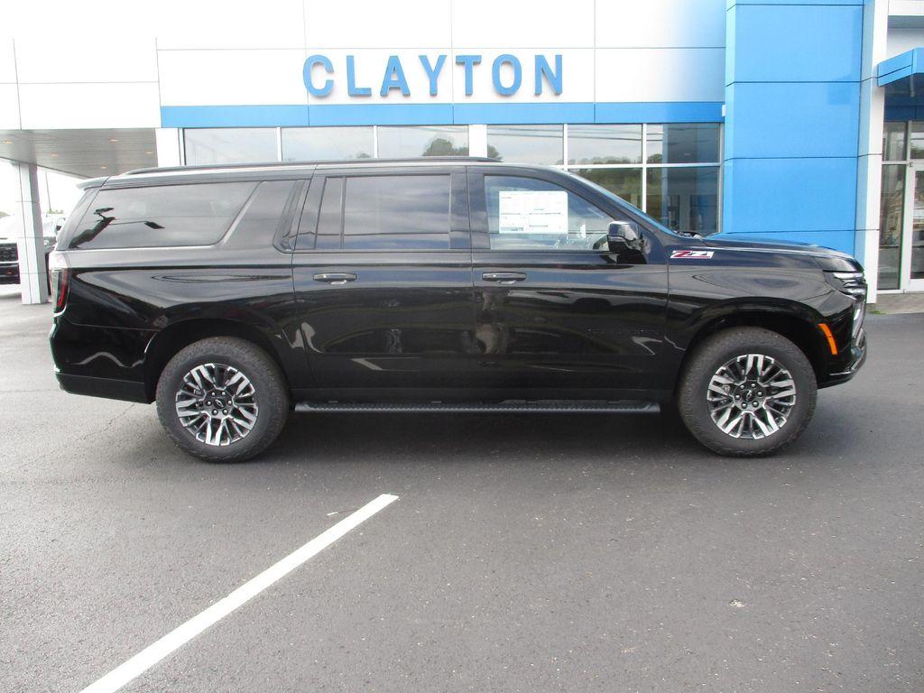 new 2026 Chevrolet Suburban car, priced at $77,999