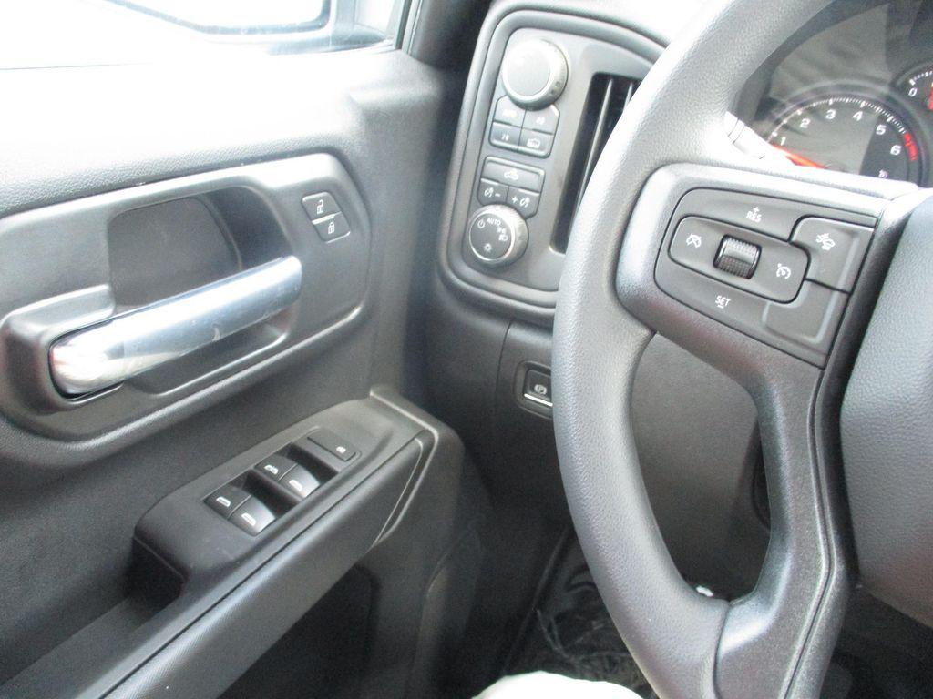 new 2025 Chevrolet Silverado 1500 car, priced at $38,999