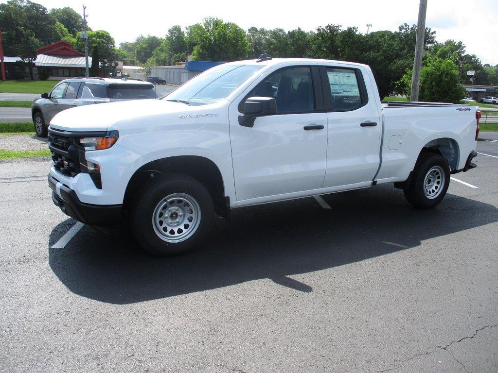 new 2025 Chevrolet Silverado 1500 car, priced at $38,999
