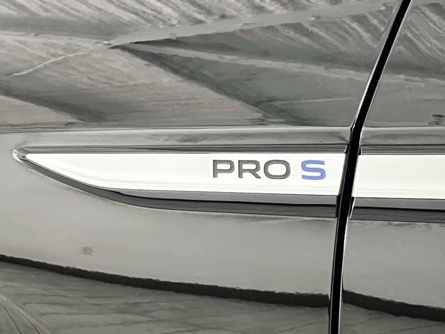 used 2021 Volkswagen ID.4 car, priced at $18,996