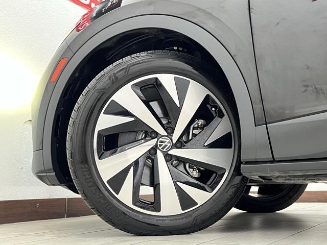 used 2021 Volkswagen ID.4 car, priced at $18,996