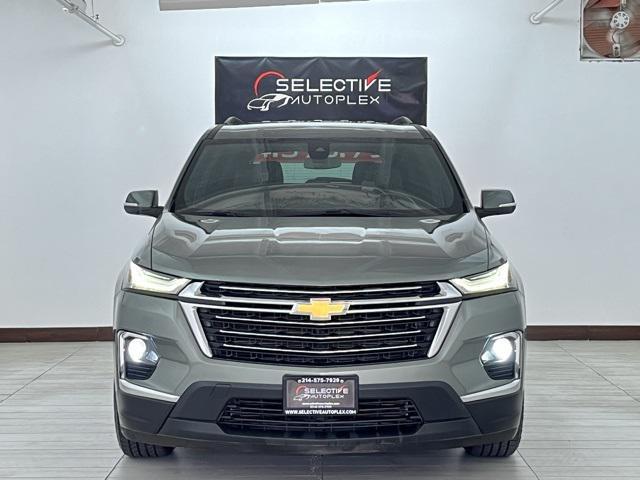 used 2023 Chevrolet Traverse car, priced at $29,496