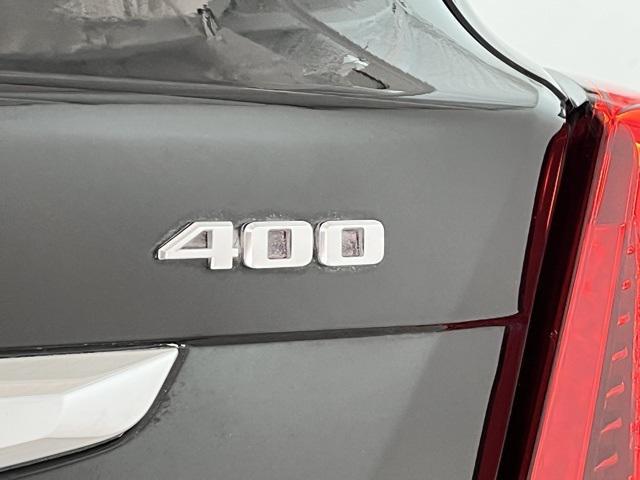 used 2025 Cadillac XT5 car, priced at $39,996