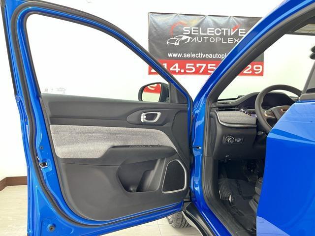 used 2025 Jeep Compass car, priced at $24,996