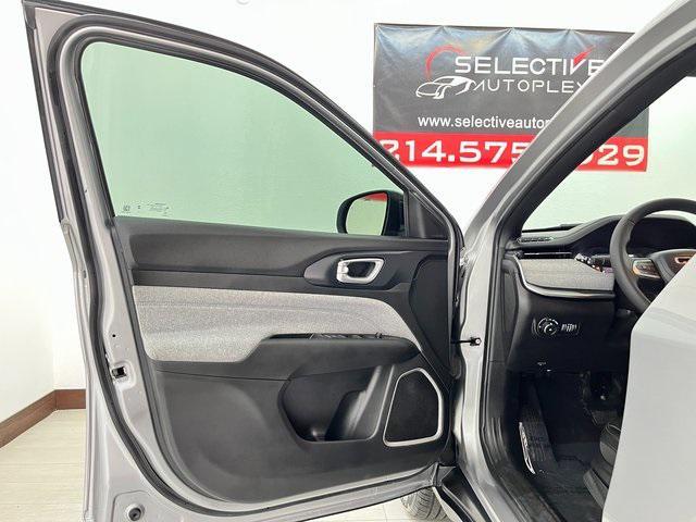 used 2023 Jeep Compass car, priced at $21,996