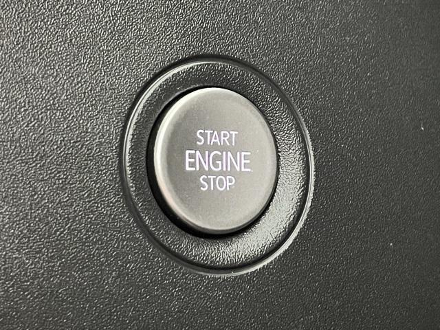 used 2022 Volkswagen ID.4 car, priced at $19,996