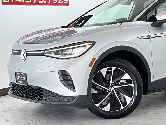 used 2022 Volkswagen ID.4 car, priced at $19,996