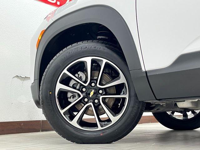 used 2025 Chevrolet TrailBlazer car, priced at $24,996