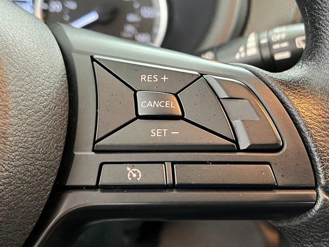 used 2023 Nissan Kicks car