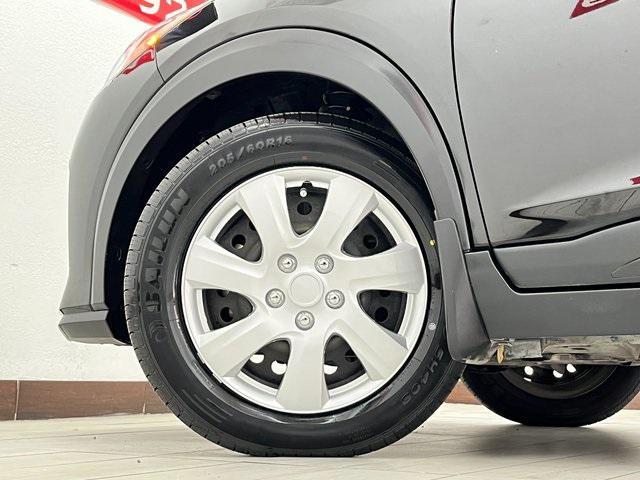 used 2023 Nissan Kicks car