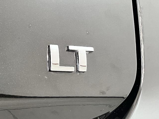 used 2024 Chevrolet Equinox car, priced at $22,996