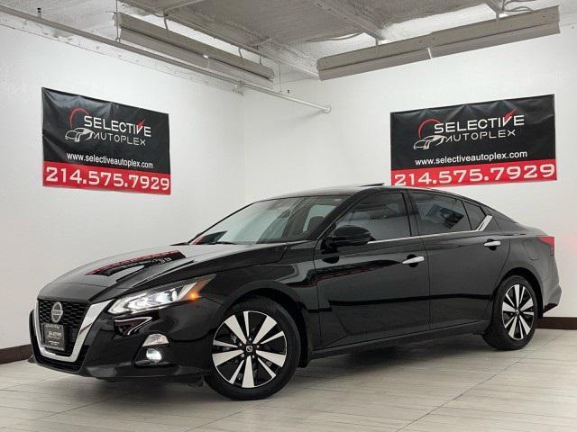 used 2022 Nissan Altima car, priced at $21,996