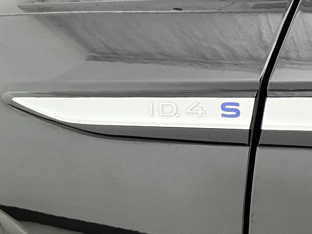 used 2024 Volkswagen ID.4 car, priced at $22,996