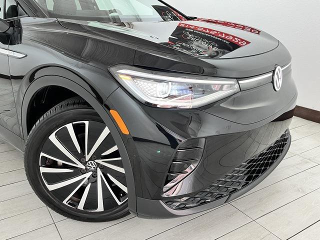 used 2024 Volkswagen ID.4 car, priced at $22,996