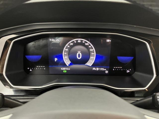 used 2024 Volkswagen Jetta car, priced at $17,996