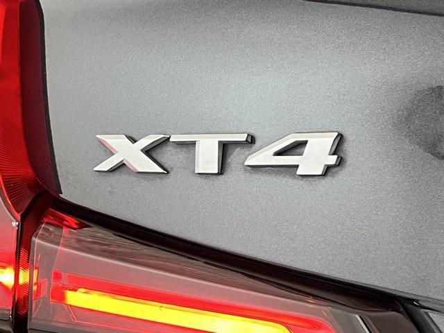 used 2022 Cadillac XT4 car, priced at $24,996