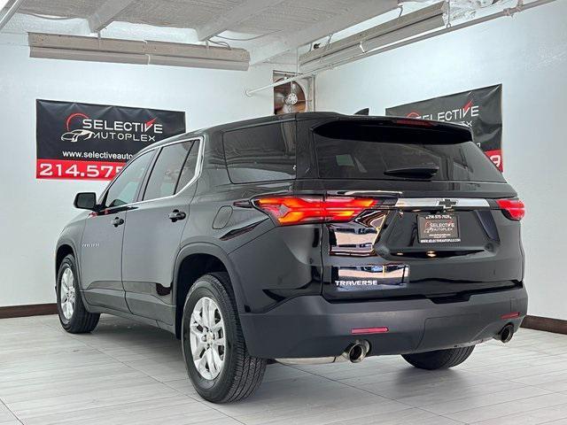 used 2023 Chevrolet Traverse car, priced at $27,996