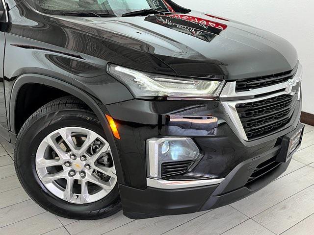 used 2023 Chevrolet Traverse car, priced at $27,996