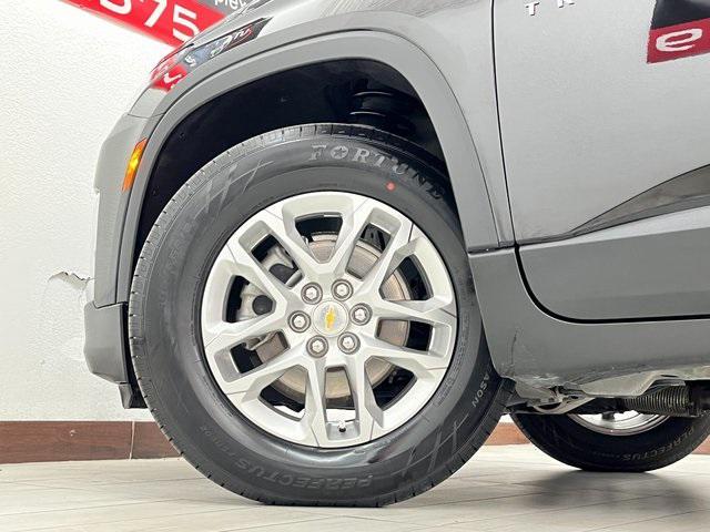 used 2023 Chevrolet Traverse car, priced at $27,996
