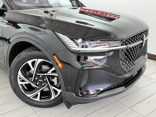 used 2024 Lincoln Nautilus car, priced at $44,496