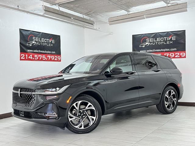 used 2024 Lincoln Nautilus car, priced at $44,496