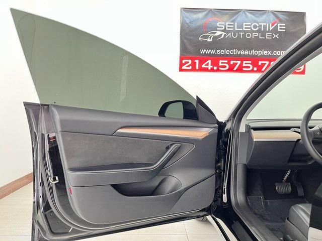used 2021 Tesla Model 3 car, priced at $25,996