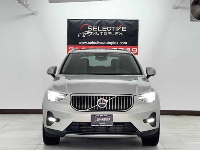 used 2025 Volvo XC40 car, priced at $32,996