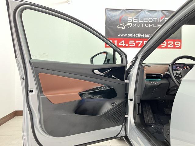 used 2021 Volkswagen ID.4 car, priced at $18,900