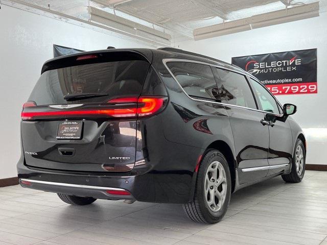 used 2023 Chrysler Pacifica car, priced at $29,896