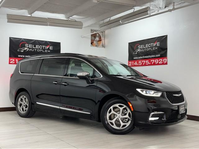 used 2023 Chrysler Pacifica car, priced at $31,896