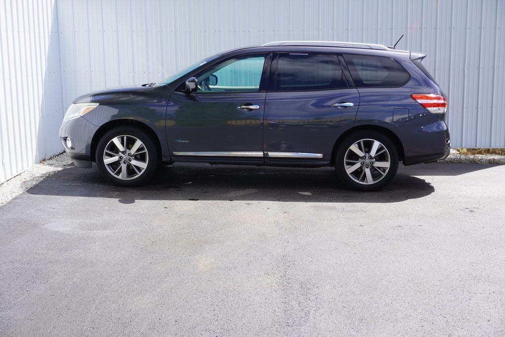 used 2014 Nissan Pathfinder Hybrid car, priced at $9,900