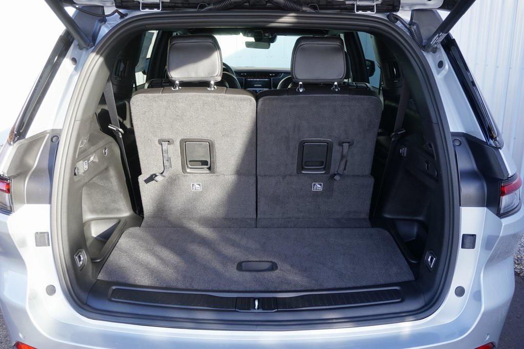 new 2025 Jeep Grand Cherokee L car, priced at $45,273