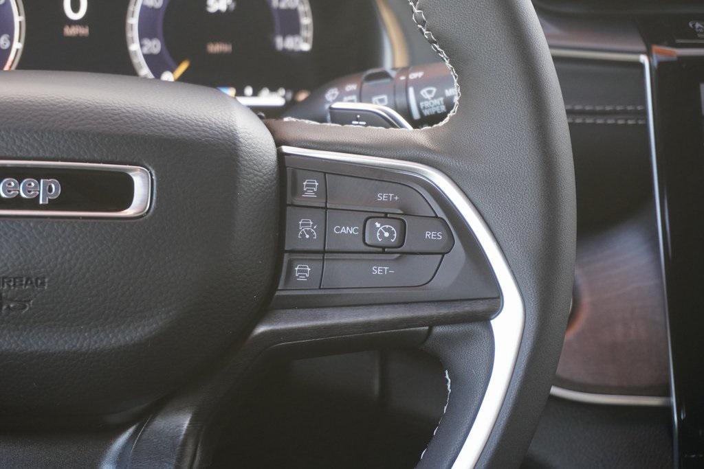 new 2025 Jeep Grand Cherokee L car, priced at $45,273