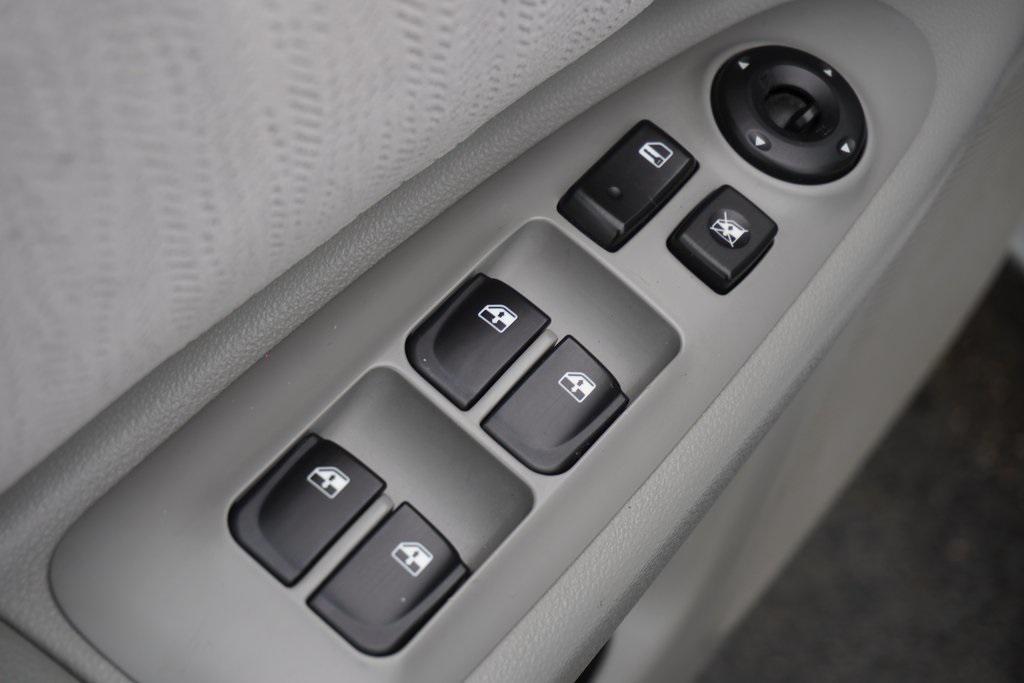 used 2009 Kia Optima car, priced at $5,000