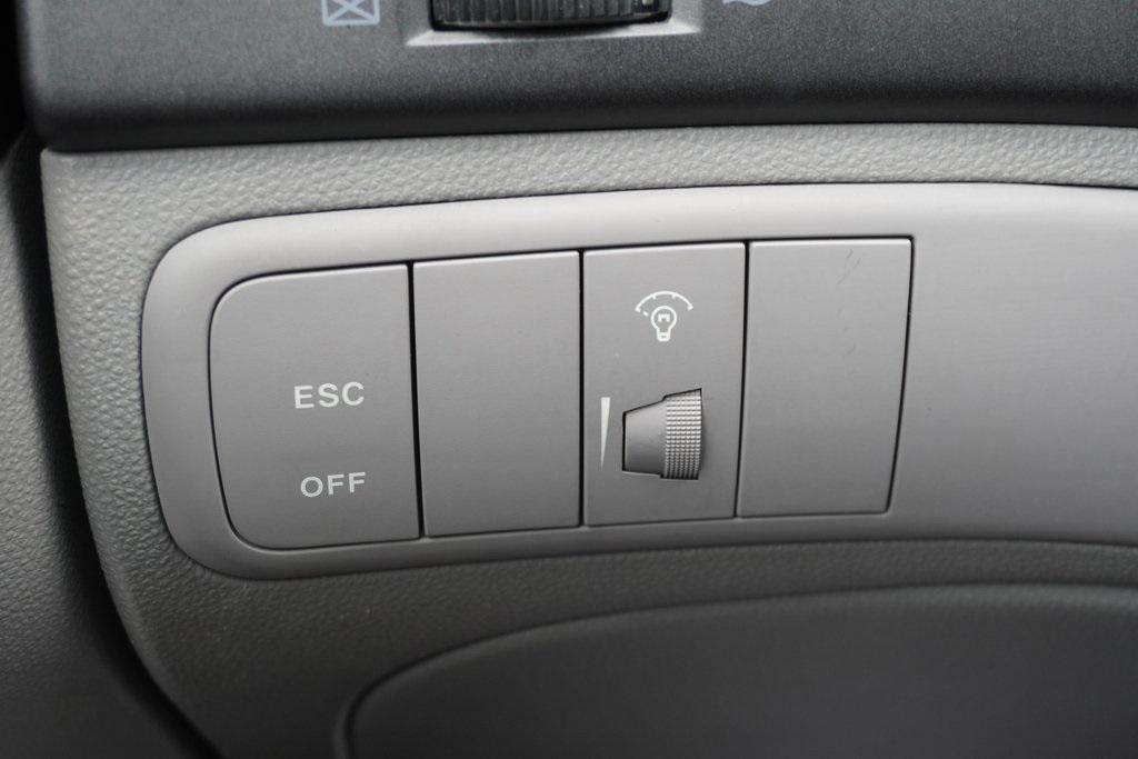 used 2009 Kia Optima car, priced at $5,000