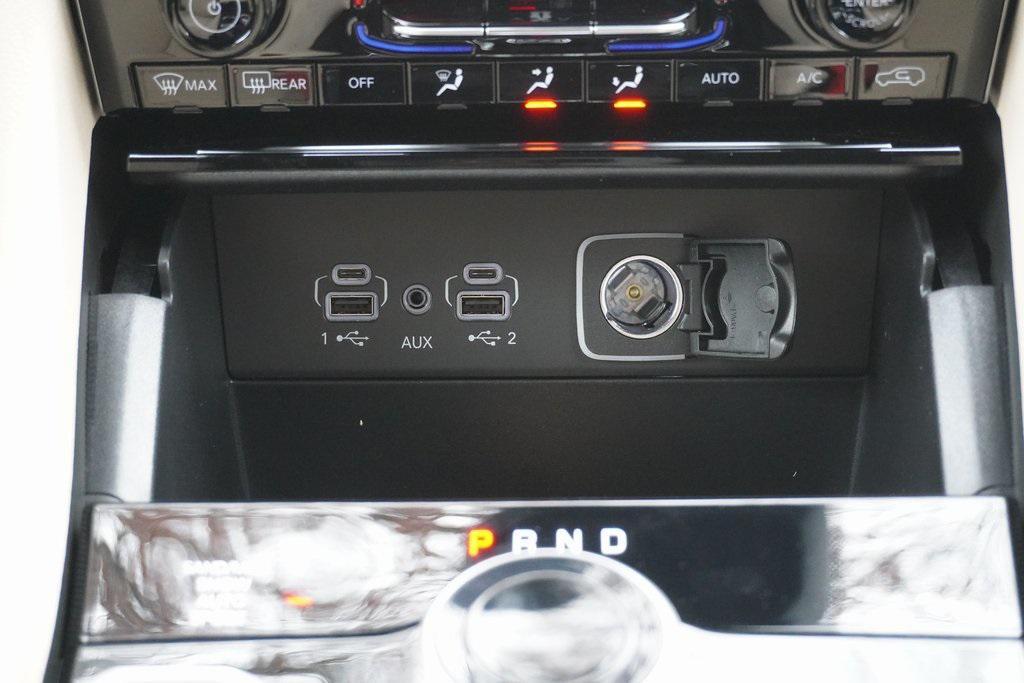 new 2025 Jeep Grand Cherokee car, priced at $43,623