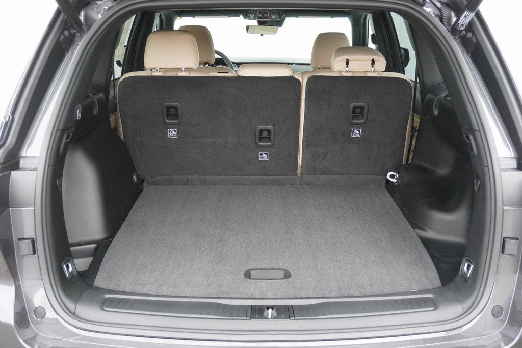 new 2025 Jeep Grand Cherokee car, priced at $43,623