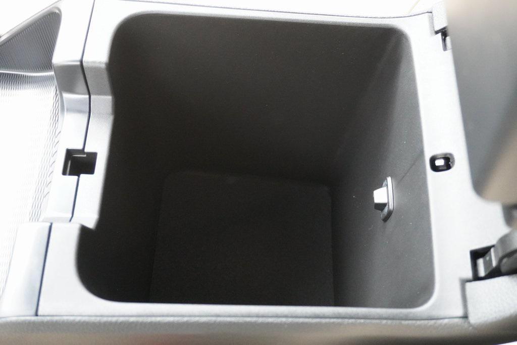 new 2025 Jeep Grand Cherokee car, priced at $43,623