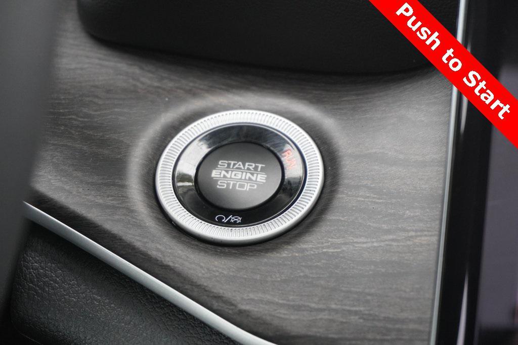 new 2025 Jeep Grand Cherokee car, priced at $45,293