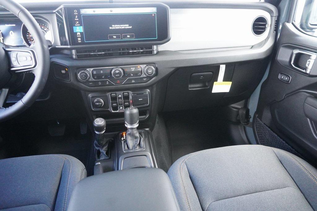 new 2026 Jeep Wrangler car, priced at $44,319