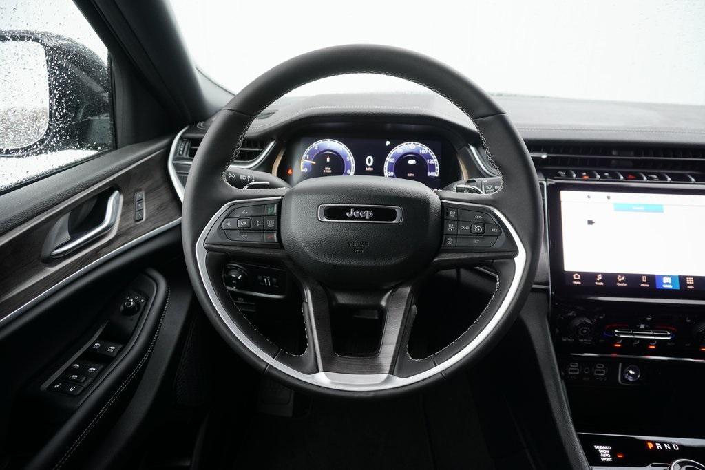 new 2025 Jeep Grand Cherokee car, priced at $43,440